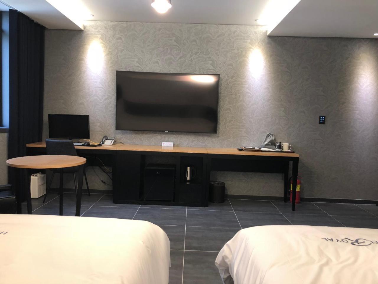 Royal Hotel 井邑 外观 照片